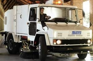 Подметально-уборочные машины SICAS 4000 4T ― Ростех А - комплексные поставки строительной, дорожной и автомобильной техники.